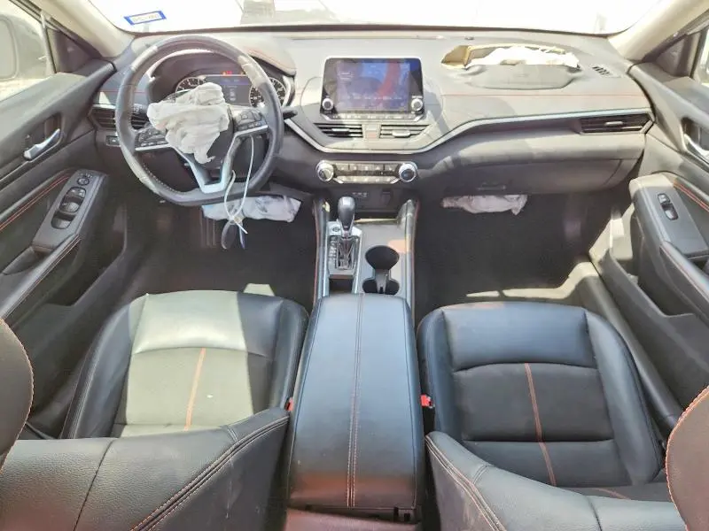 2019 NISSAN ALTIMA SR  