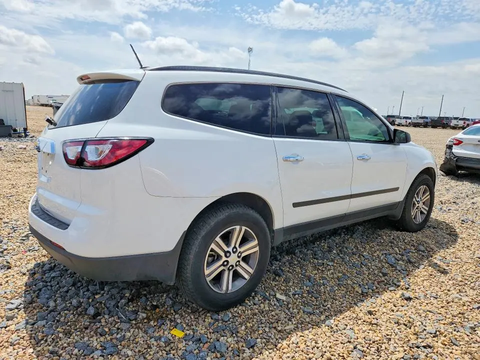 2017 CHEVROLET TRAVERSE LS  