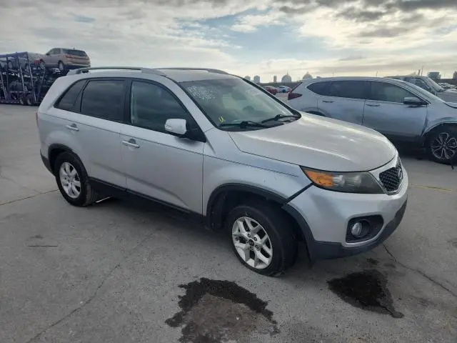 2012 KIA SORENTO BASE  