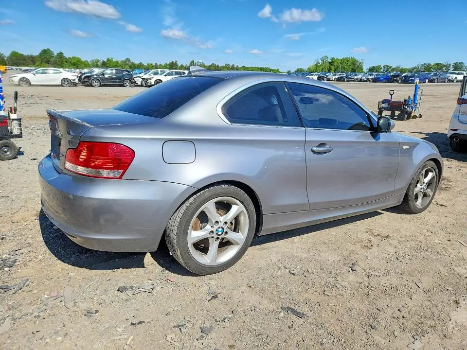 2011 BMW 128 I  