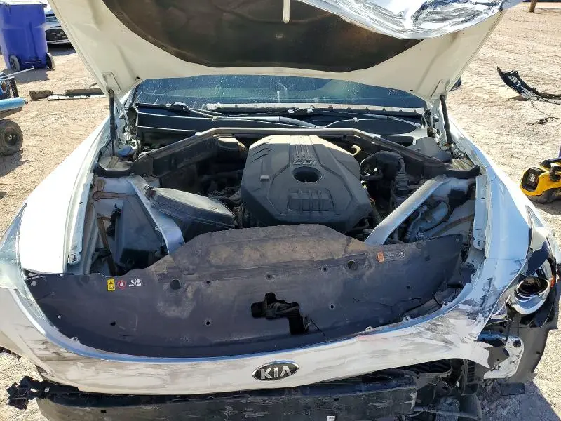 2019 KIA STINGER BASE  