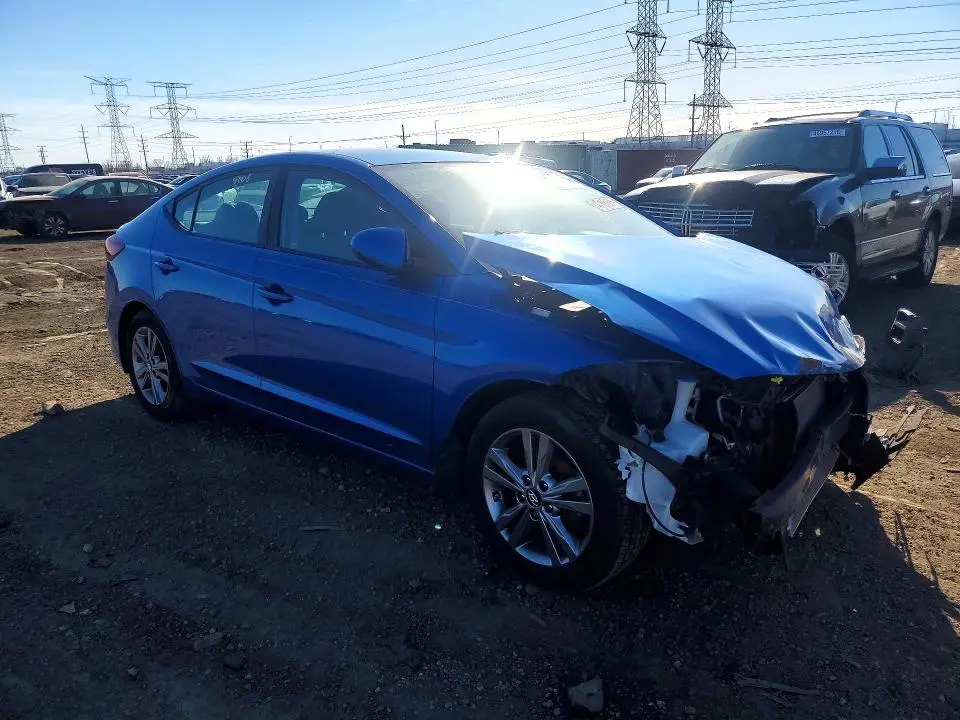 2017 HYUNDAI ELANTRA SE  