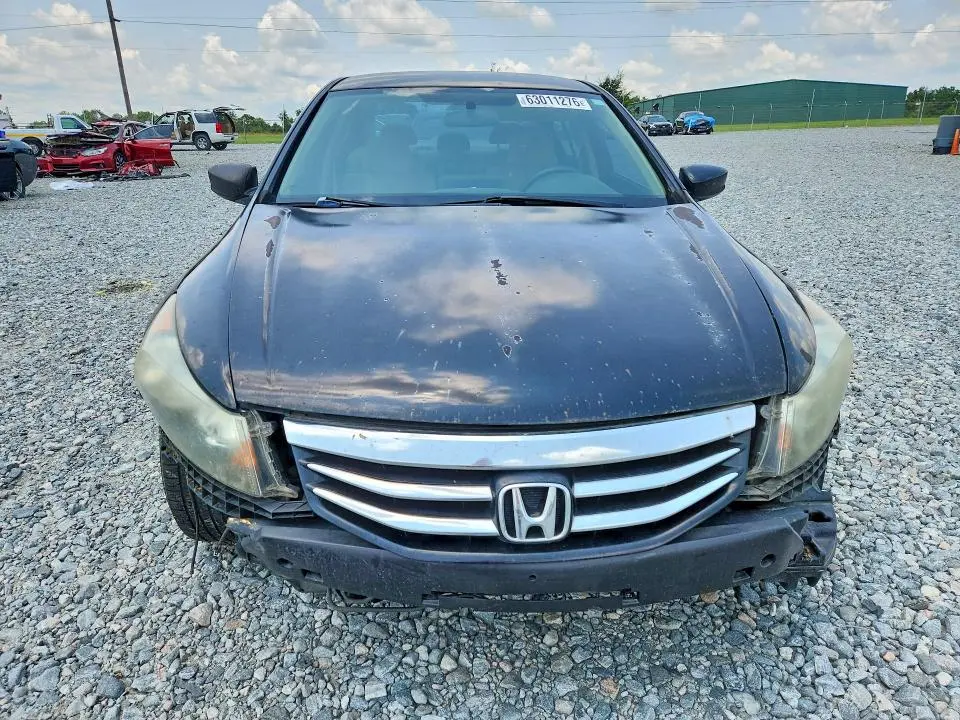 2011 HONDA ACCORD LX  