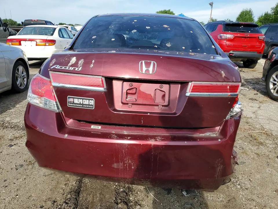2011 HONDA ACCORD LXP  