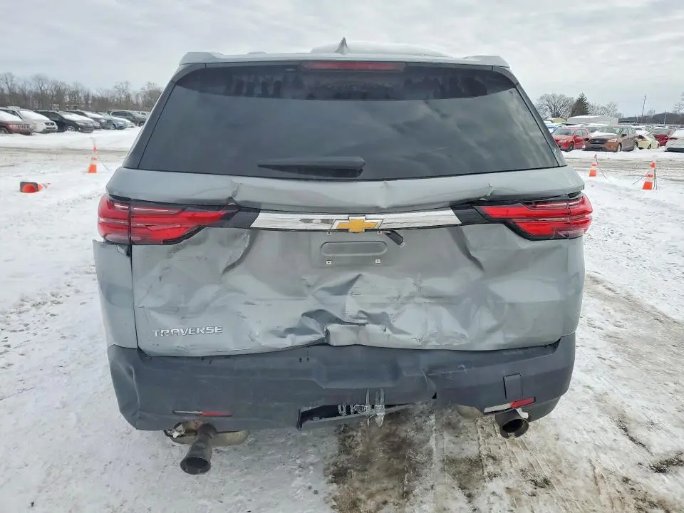 2023 CHEVROLET TRAVERSE LS  