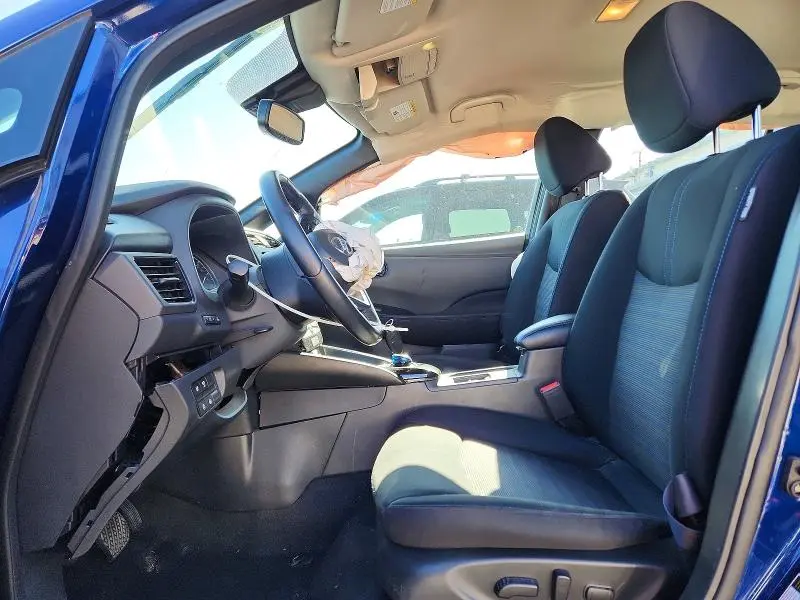2019 NISSAN LEAF SV  
