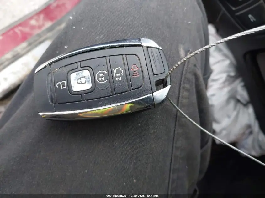 2017 LINCOLN MKC RESERVE