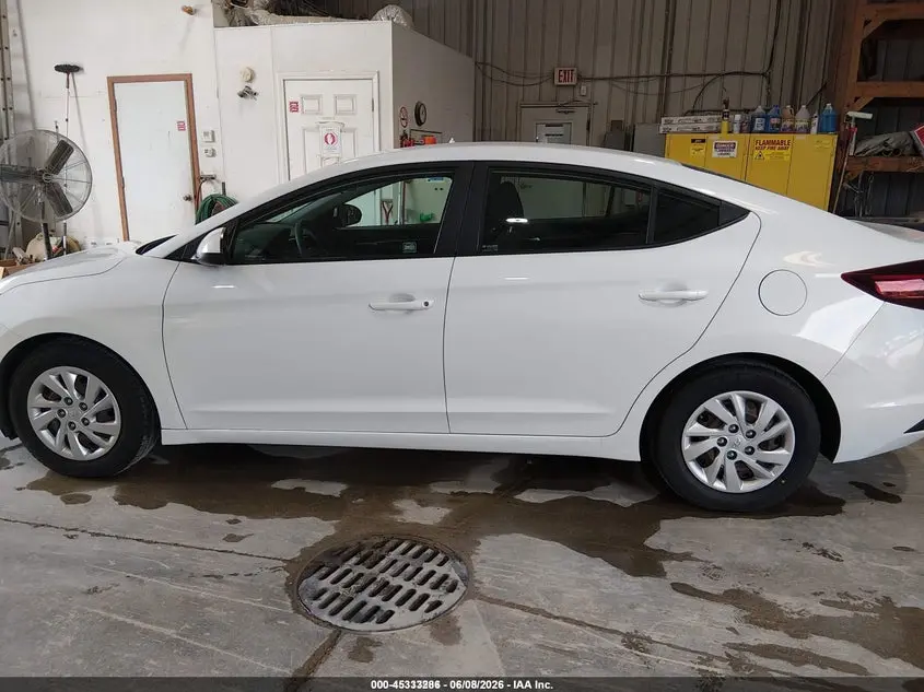 2020 HYUNDAI ELANTRA SE