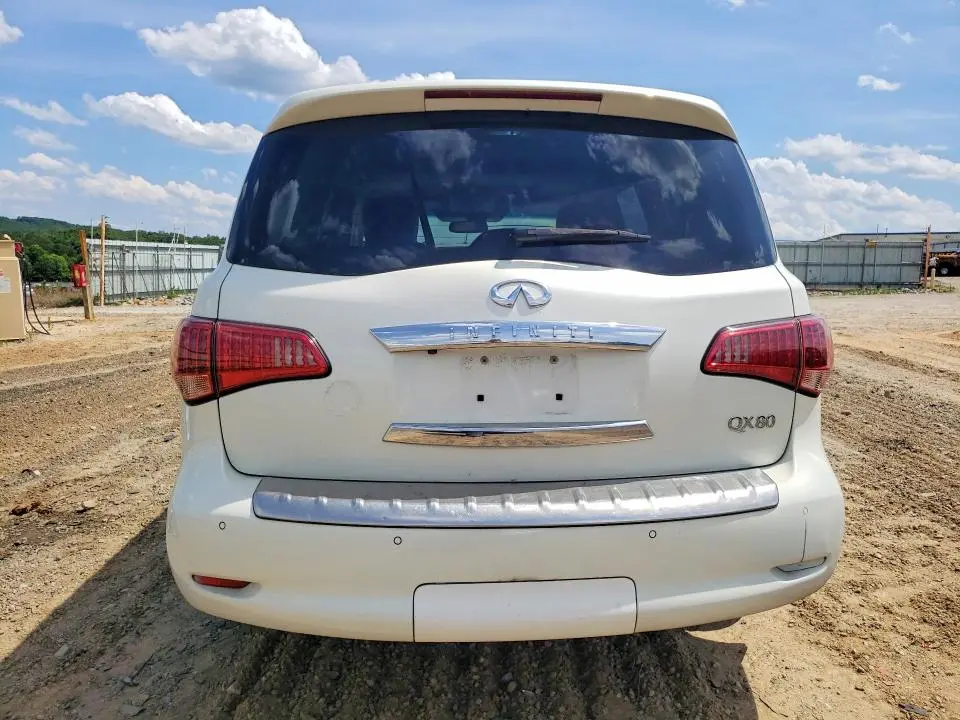 2015 INFINITI QX80 BASE  