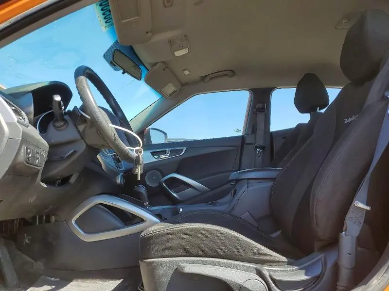 2016 HYUNDAI VELOSTER BASE  
