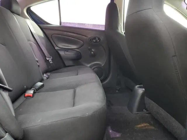2015 NISSAN VERSA S  