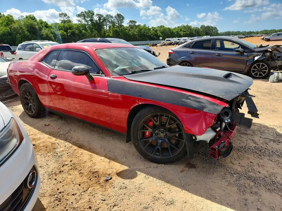 2015 DODGE CHALLENGER SRT 392  