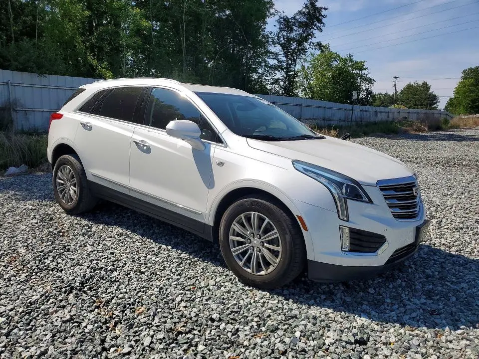 2017 CADILLAC XT5 LUXURY  