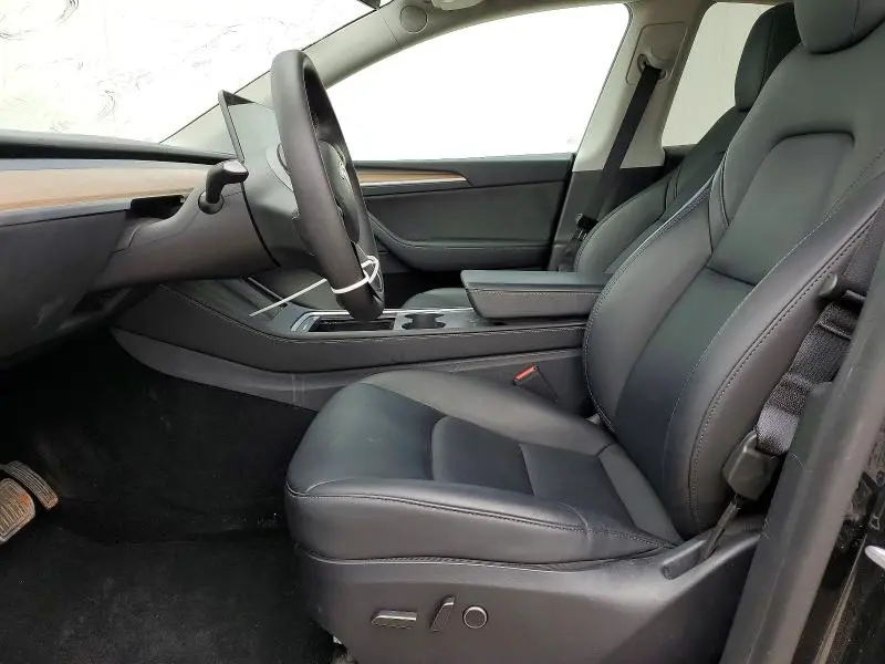 2025 TESLA MODEL Y   