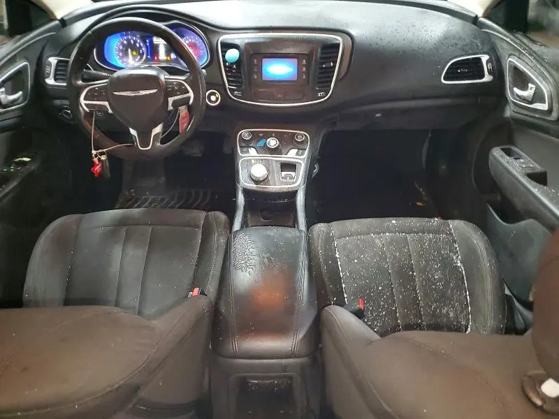 2016 CHRYSLER 200 LX  