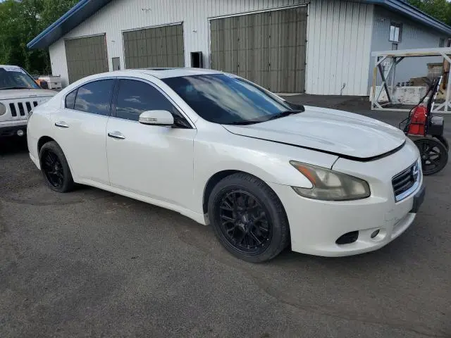 2013 NISSAN MAXIMA S  
