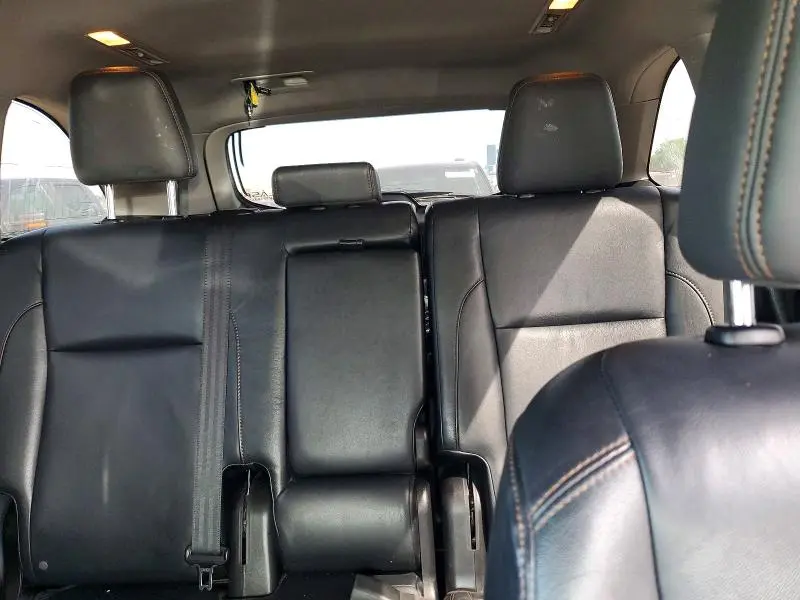 2014 TOYOTA HIGHLANDER XLE  