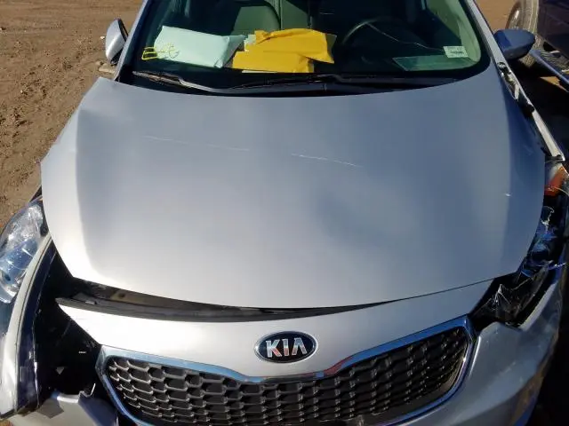 2015 KIA FORTE LX  