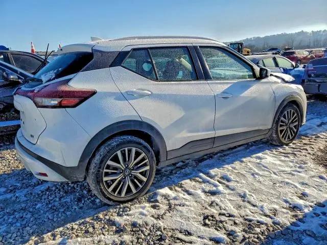 2021 NISSAN KICKS SV  