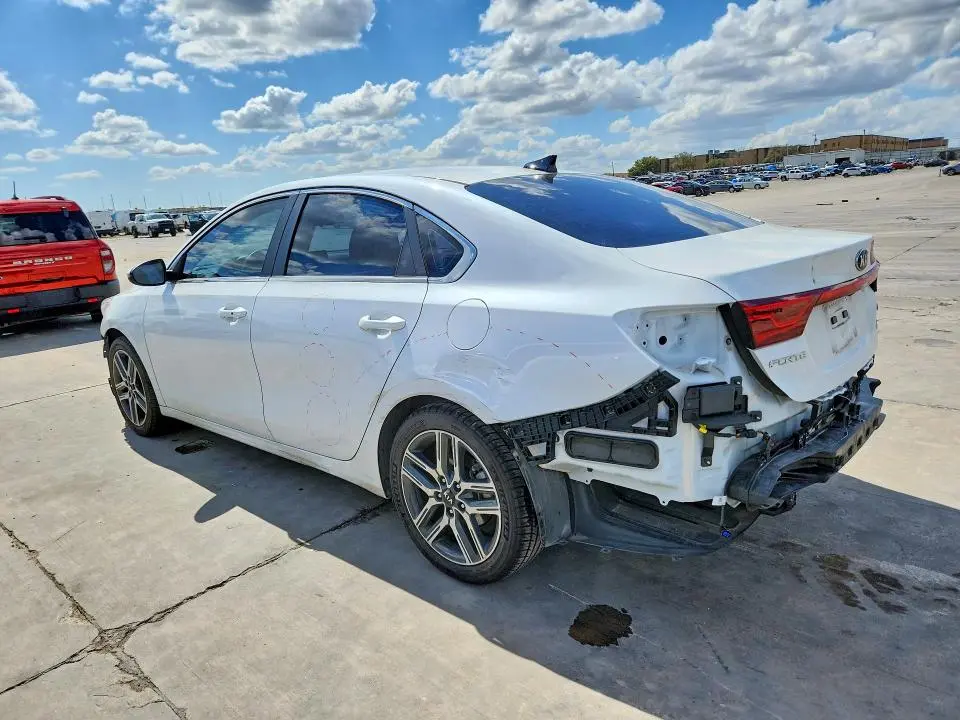 2021 KIA FORTE EX  