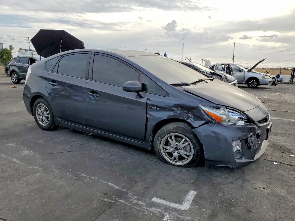 2011 TOYOTA PRIUS TWO  