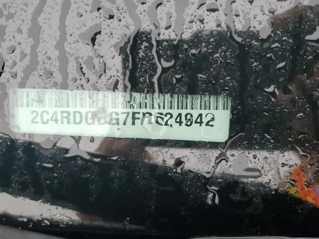 2015 DODGE GRAND CARAVAN SE  