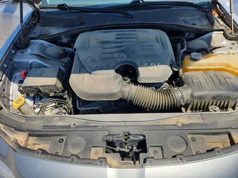 2016 CHRYSLER 300C   