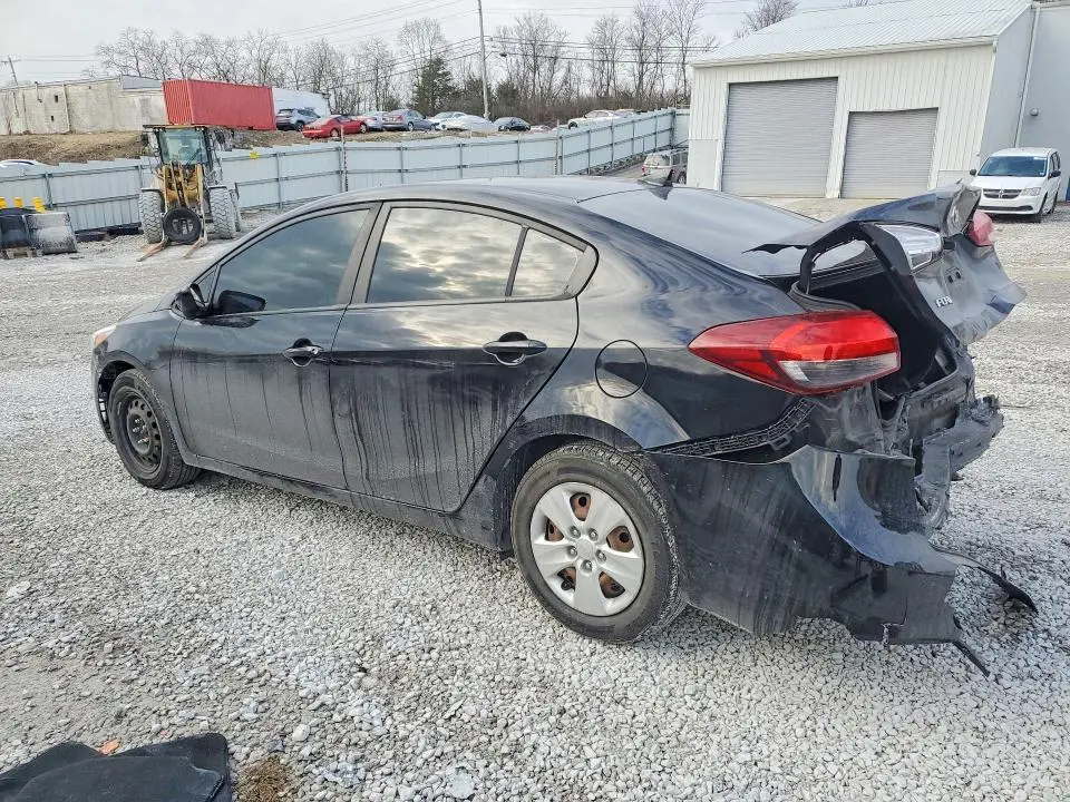 2017 KIA FORTE LX  