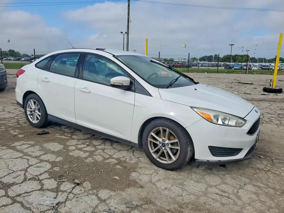 2016 FORD FOCUS SE  