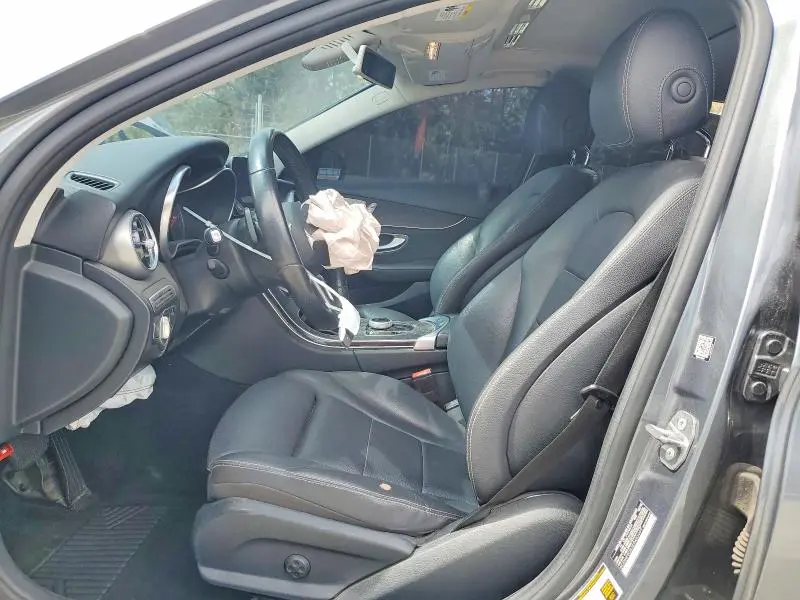 2019 MERCEDES-BENZ C 300  