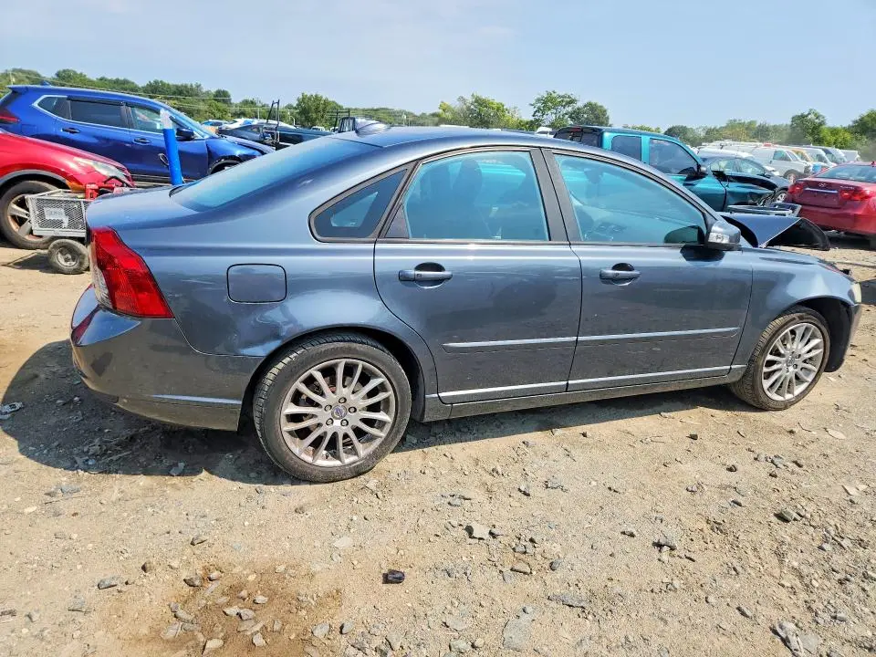 2010 VOLVO S40 2.4I  