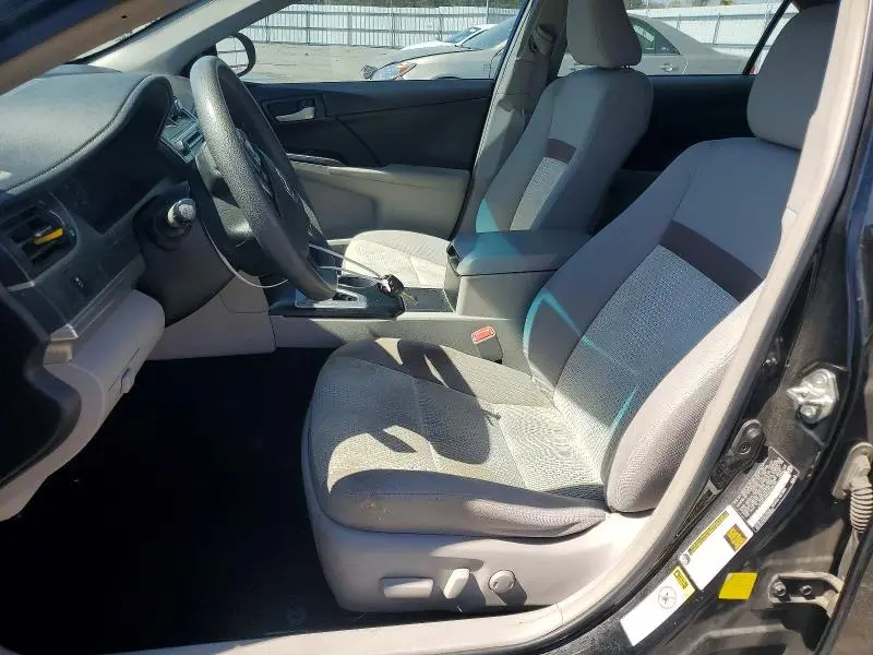 2014 TOYOTA CAMRY LE  