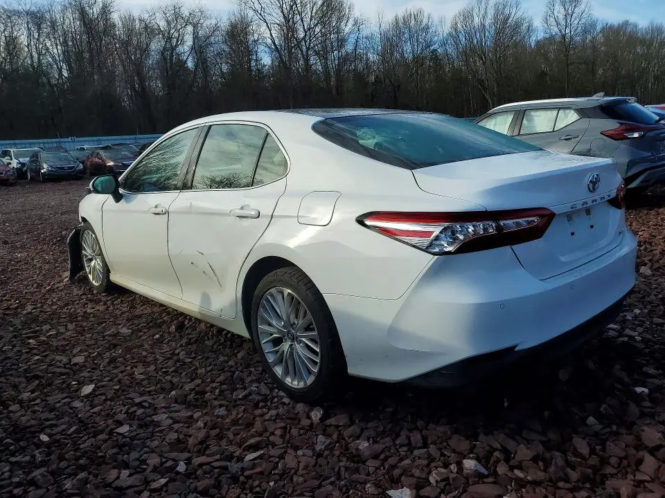 2018 TOYOTA CAMRY XLE  