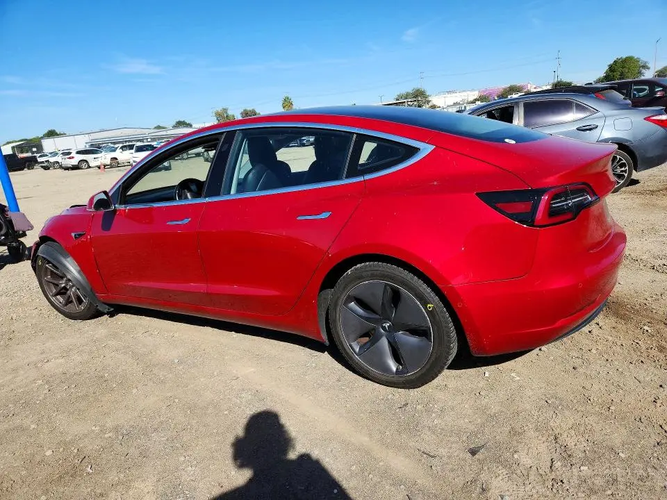 2018 TESLA MODEL 3   