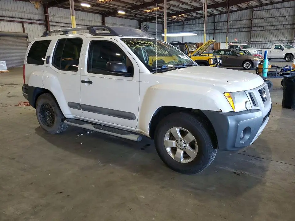 2011 NISSAN XTERRA X  