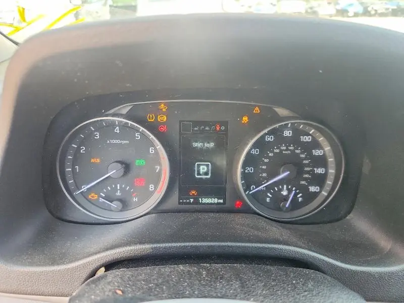 2018 HYUNDAI ELANTRA LIMITED  