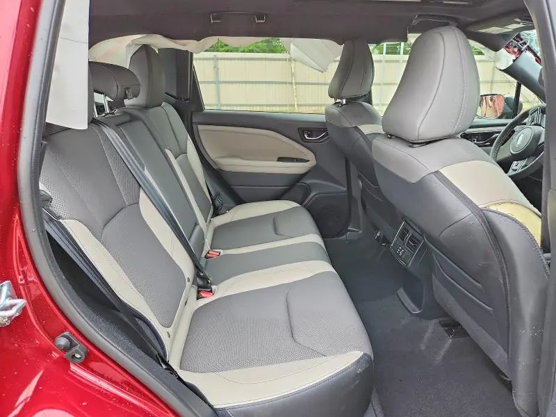 2025 SUBARU FORESTER LIMITED  