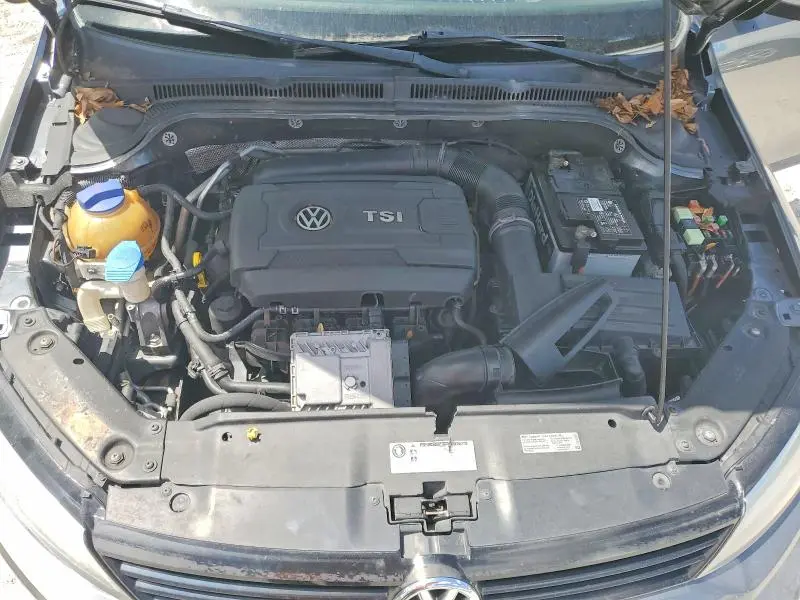 2014 VOLKSWAGEN JETTA SE  