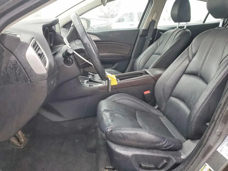 2018 MAZDA 3 TOURING  