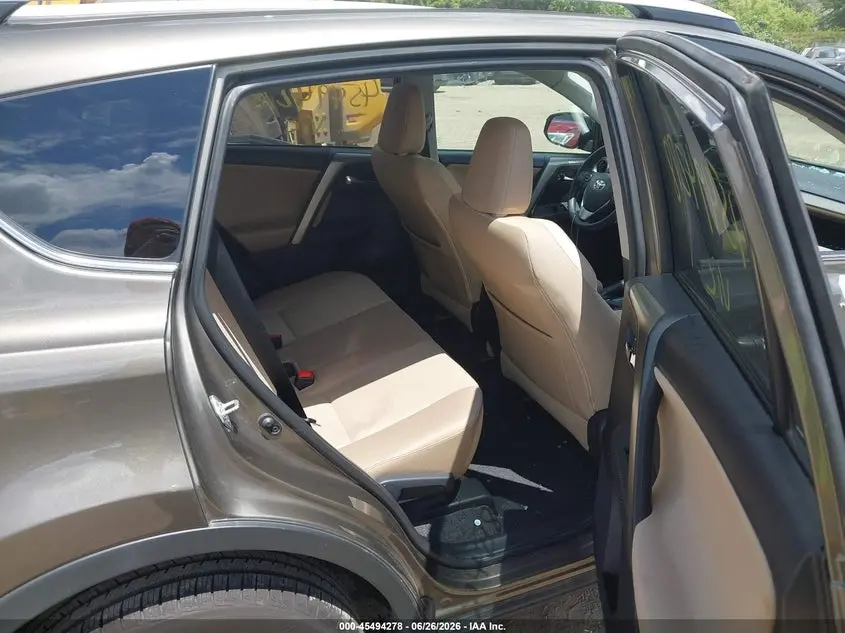 2015 TOYOTA RAV4 XLE