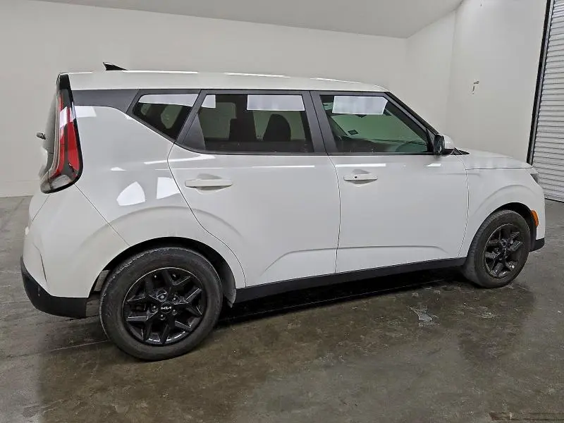 2023 KIA SOUL S  