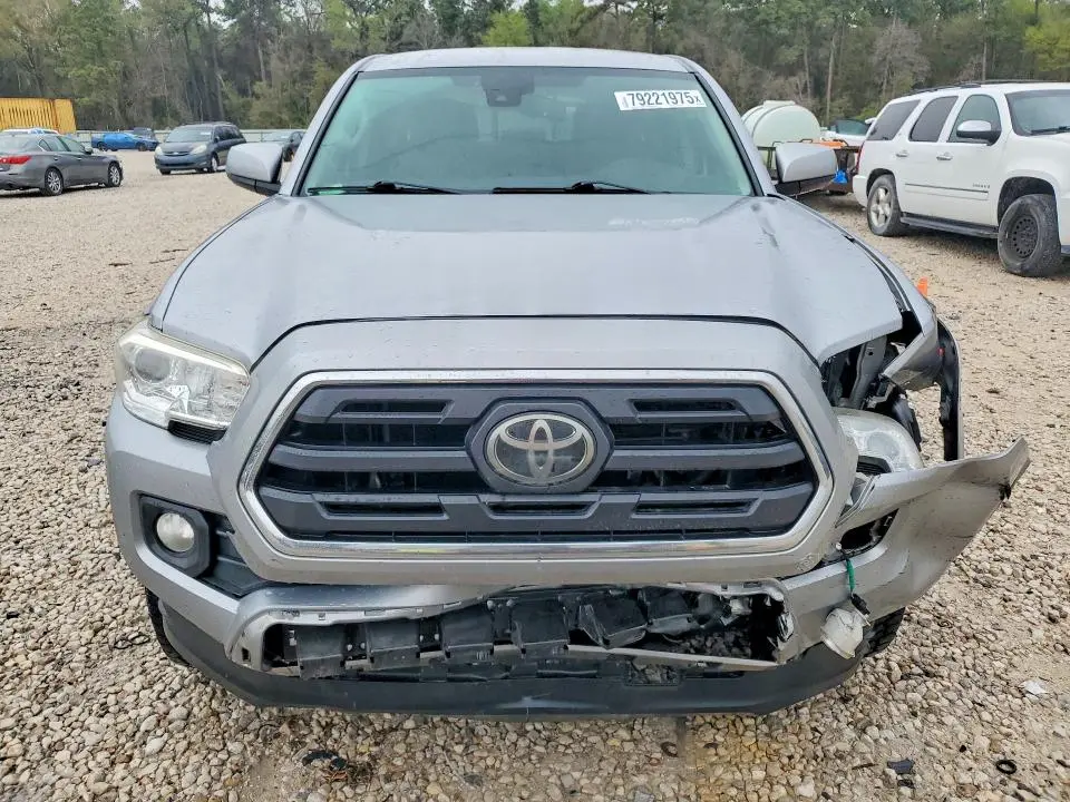 2019 TOYOTA TACOMA SR5 V6  