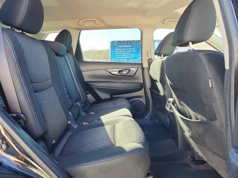 2019 NISSAN ROGUE SV  
