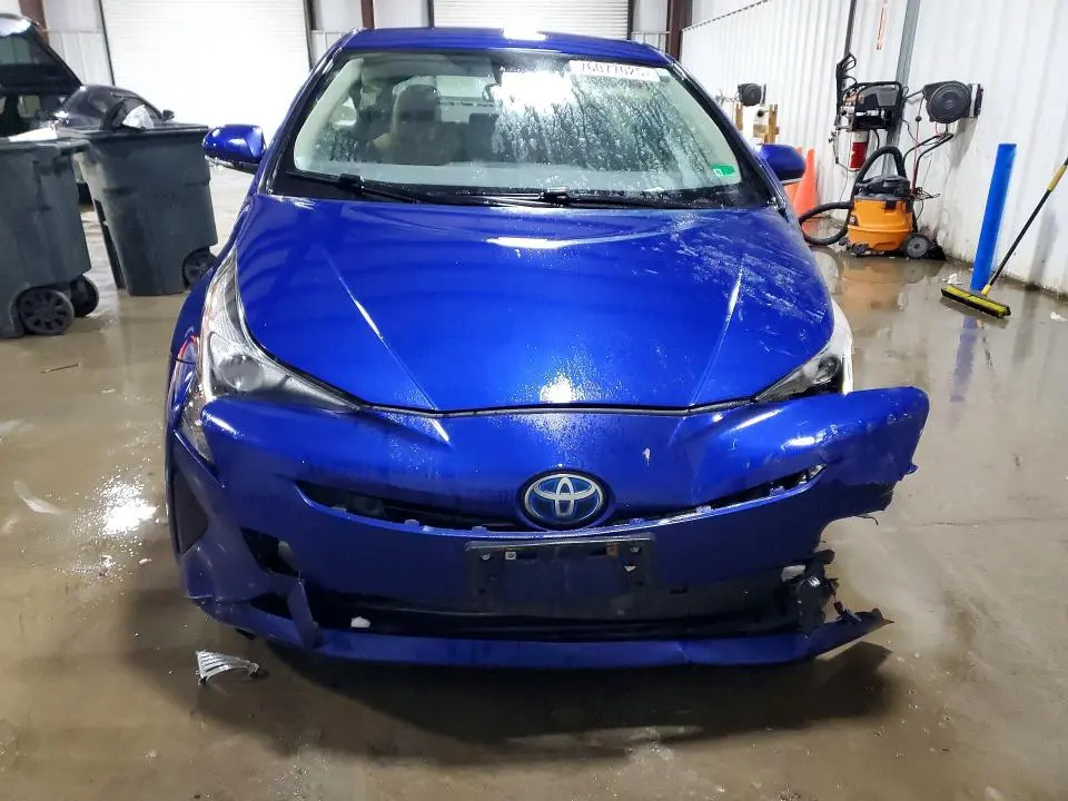 2017 TOYOTA PRIUS TWO  