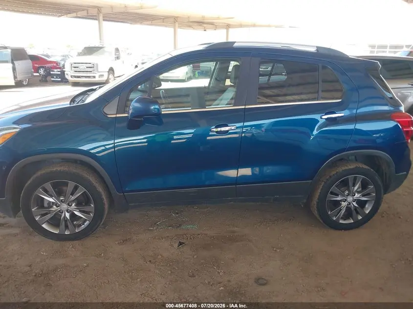 2020 CHEVROLET TRAX AWD LT