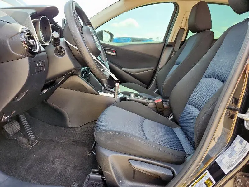 2019 TOYOTA YARIS L  