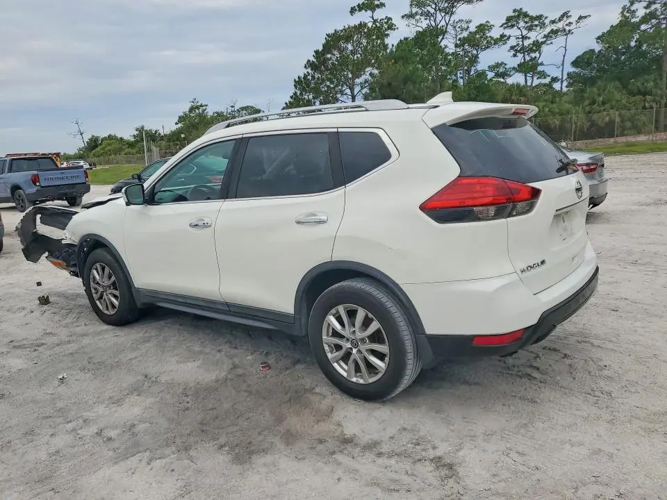 2017 NISSAN ROGUE SV  