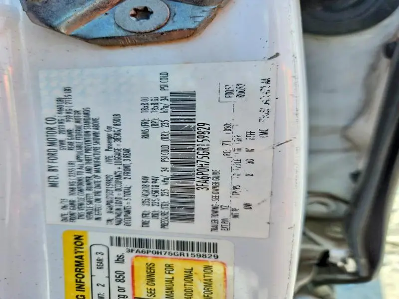 2016 FORD FUSION SE  