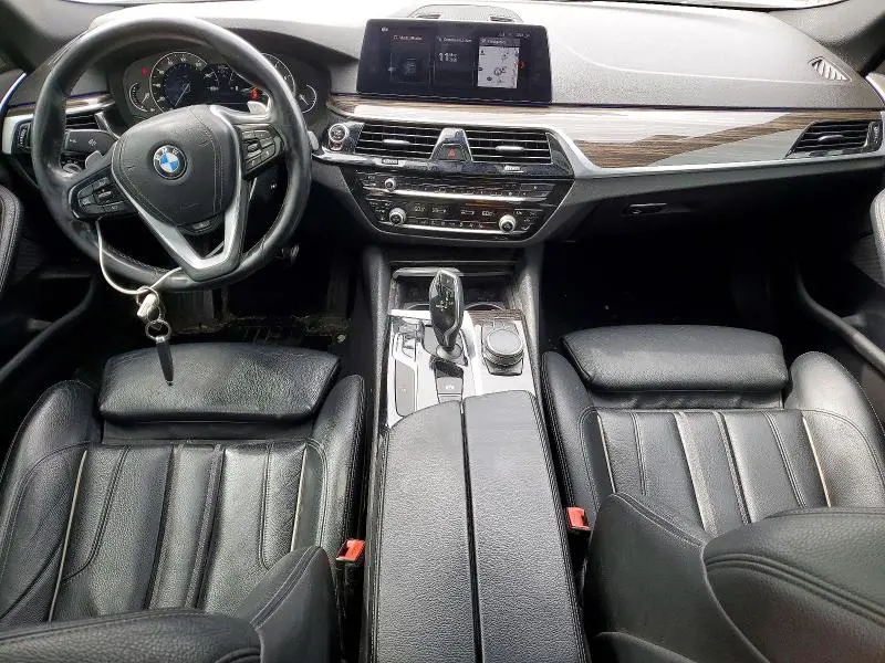 2017 BMW 530 XI  