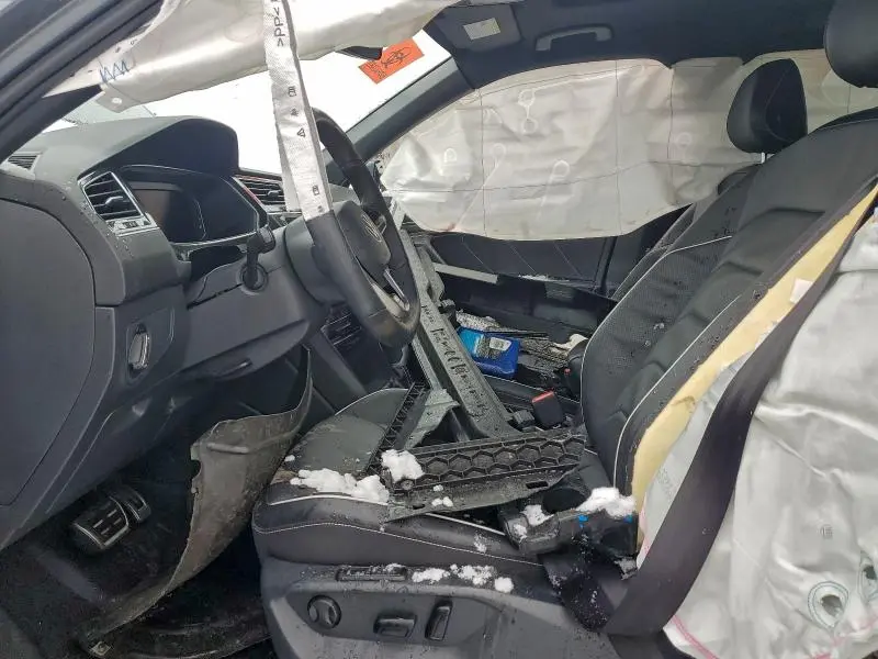 2022 VOLKSWAGEN TIGUAN SEL R-LINE  